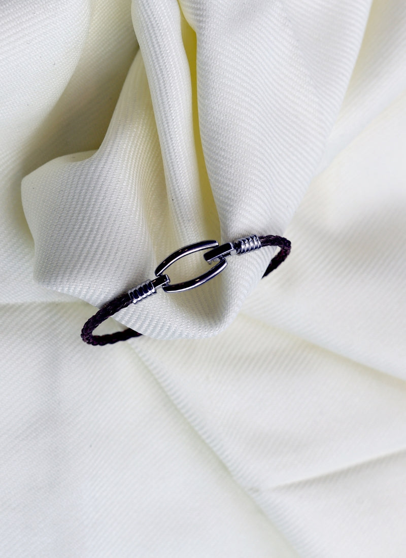 Elegant Pearl Charm Bangle